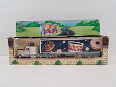  DUNKIN DONUTS 1995 Limited Edition Diecast Tractor Trailer Truck 027 Gauge Box