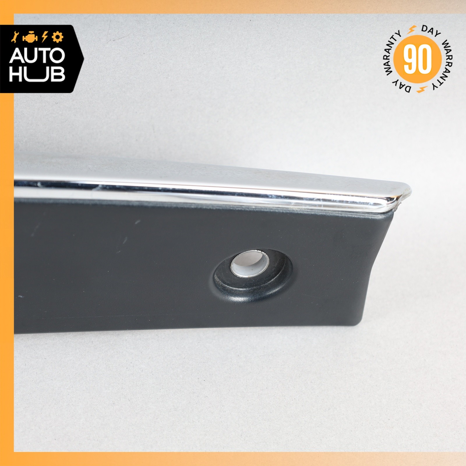 14-22 Maserati Quattoporte M156 Rear Trunk Lid Moulding Plate w/Lights OEM 56k