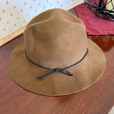 Target 2014 Brown 100% Wool Fedora Hat w/ Band Wide Brim One Size 7.5x5.5