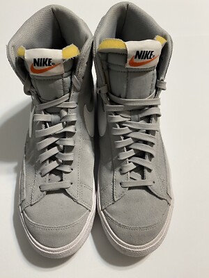 light gray nike blazers