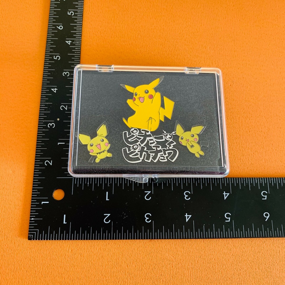 PIKACHU the MOVIE 2000 バッジ Pikachu & Pichu Pin Badge Set Pokemon Movie limited Set 2000