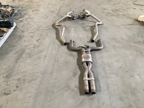 17-20 MASERATI Levante Rear Exhaust Muffler OEM - Picture 3 of 21