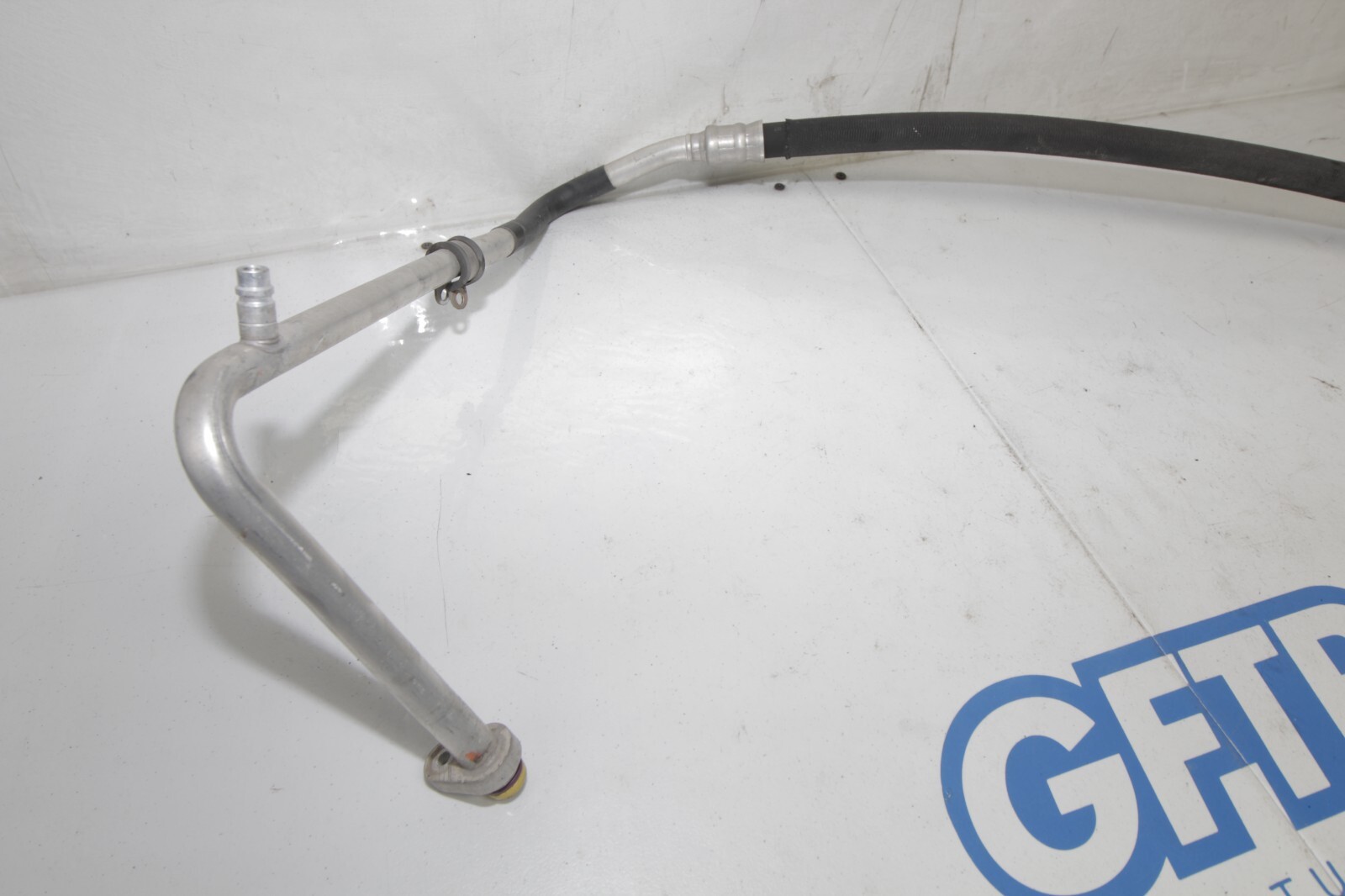08-13 AUDI R8 4.2L V8 OEM AIR CONDITIONING REFRIGERANT SUCTION HOSE 420260708