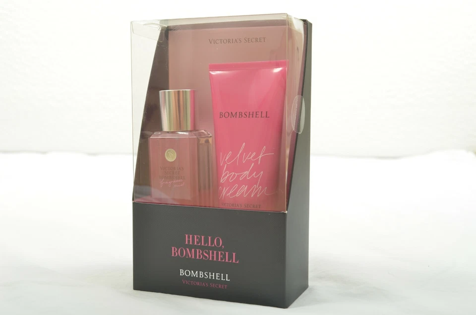 Victoria's Secret Bombshell Set de Regalo Niebla 2.5 Fl Oz/t Crema Corporal Tamaño de Viaje Foto 2 de 4