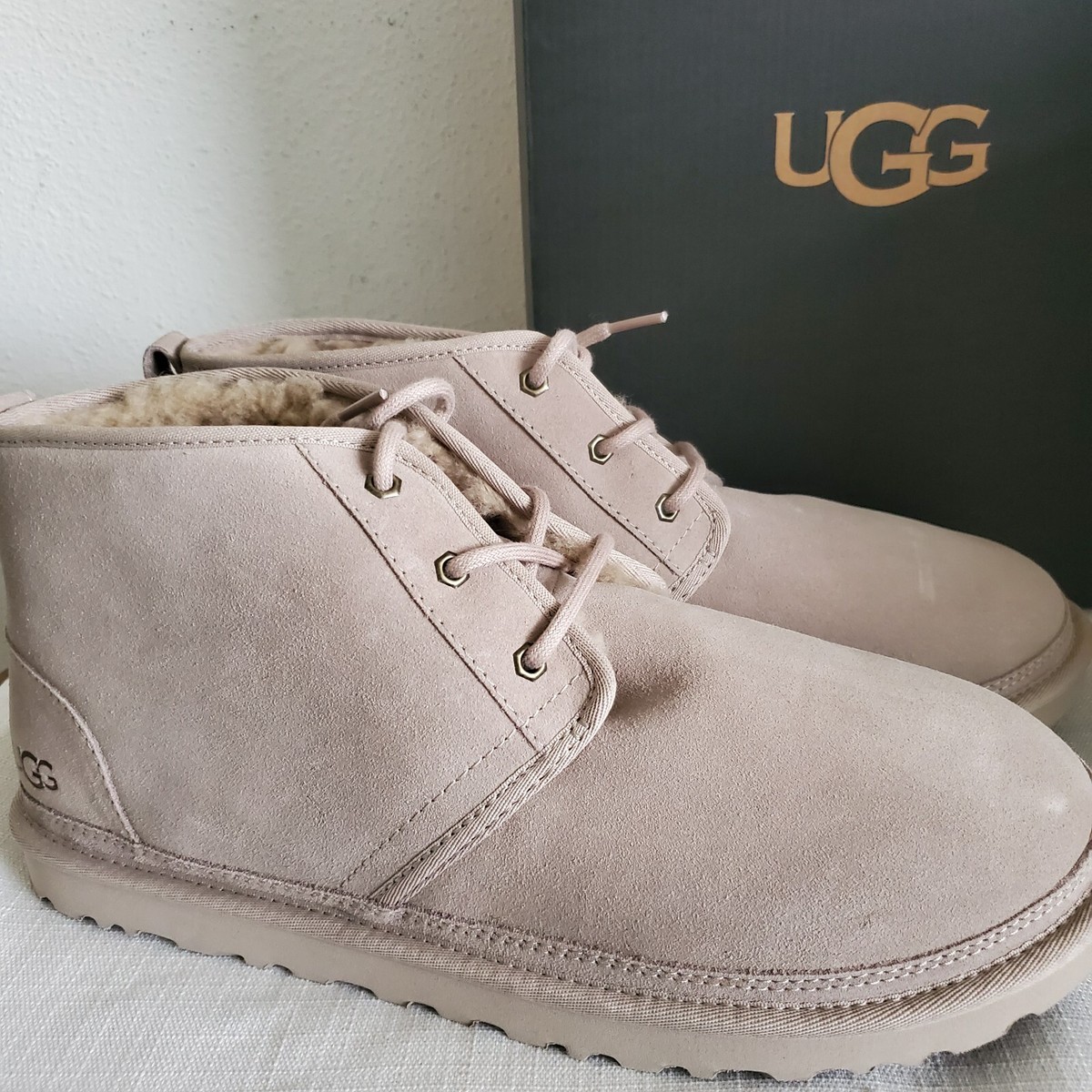 NEW MENS SIZE 13 PUTTY UGG NEUMEL SUEDE LINED LACE-UP CHUKKA BOOTS