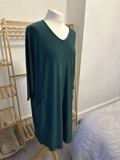 Nicole Collection Green Long-sleeved V-neck Dress - Large