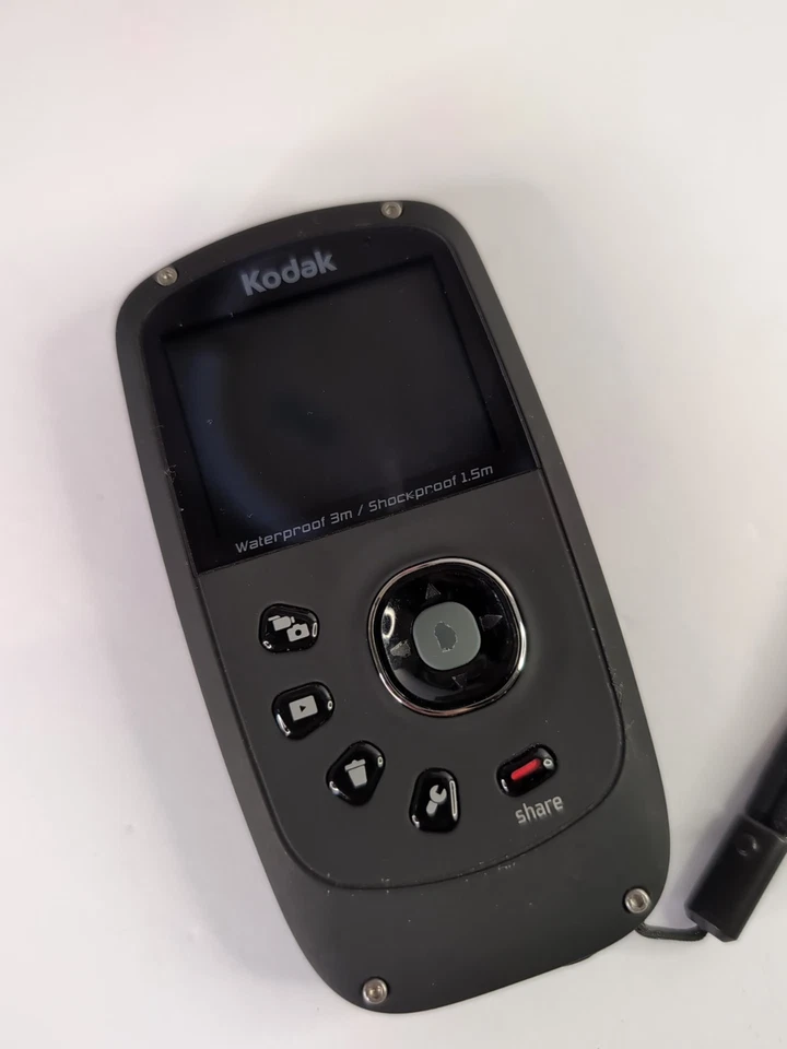 Cámara de video Kodak PlaySport ZX5 NEGRA impermeable + trípode + 8 GB + CABLE HDMI Foto 2 de 4