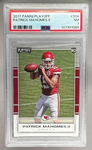 101391089 Patrick Mahomes II 2017 Panini Playoff #204 Rookie RC PSA 7