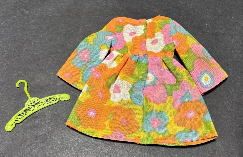Mattel Vintage 1970 Barbie Flower Wower # 1453 Robe et Cintre - Photo 2/4