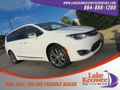 2020 Chrysler Pacifica Limited 35th Anniversary 2020 Chrysler Pacifica Limited 35th Anniversary 1 Bright White Clearcoat Mini-va