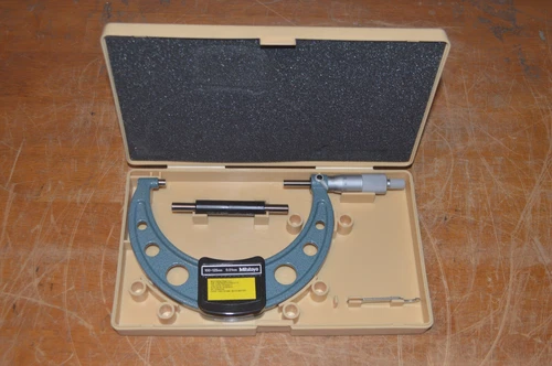 Mitutoyo 103-141-10 Outside Micrometer 100-125mm