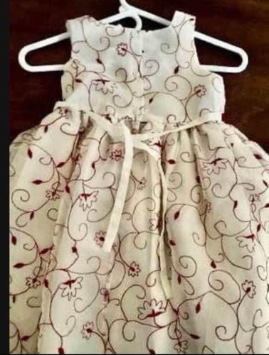 Girls Youngland Size 6 White Dress With Red Embroidery special Occasion. Wedding - Picture 3 of 15