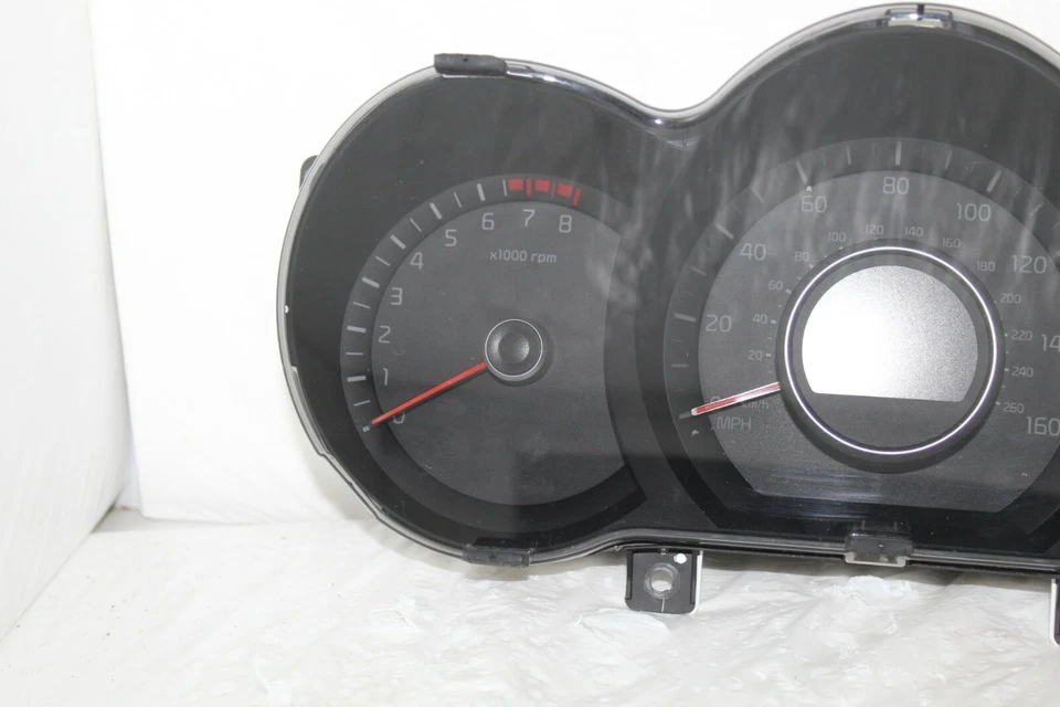 Cuadro de instrumentos velocímetro indicadores del panel de instrumentos Kia Optima 2014 53.138 millas Foto 3 de 4