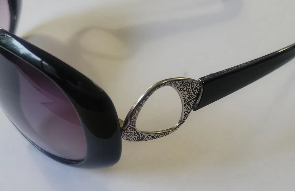 Foster Grant Sunglasse смелый стиль моды  - Изображение 2 из 4