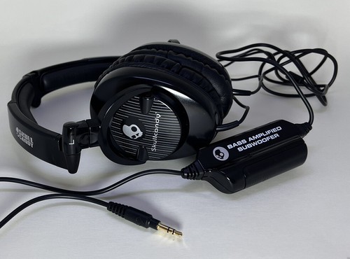 SKULLCANDY SKULLCRUSHERS SUPREME SOUND HEADPHONE WITH SUBWOOFER IN BLACK - Picture 7 of 9