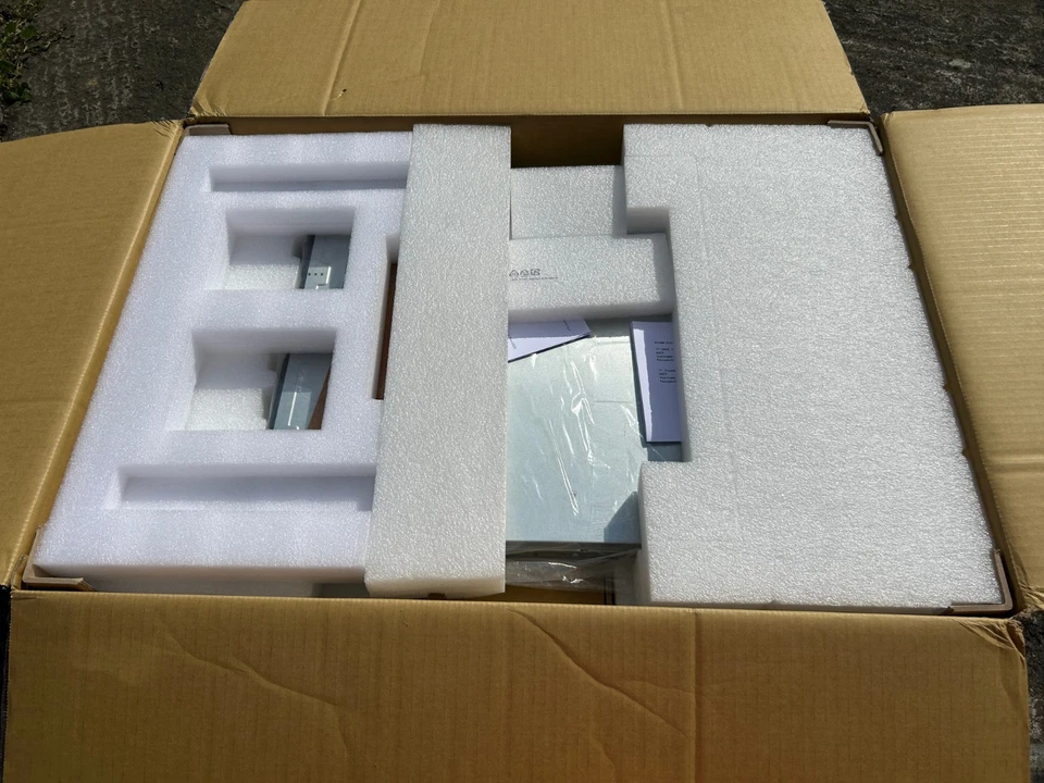 ASUS RS300-E11-PS4 Rack Server Xeon E-2314 16GB RAM 256GB NVMe - Image 3 of 4