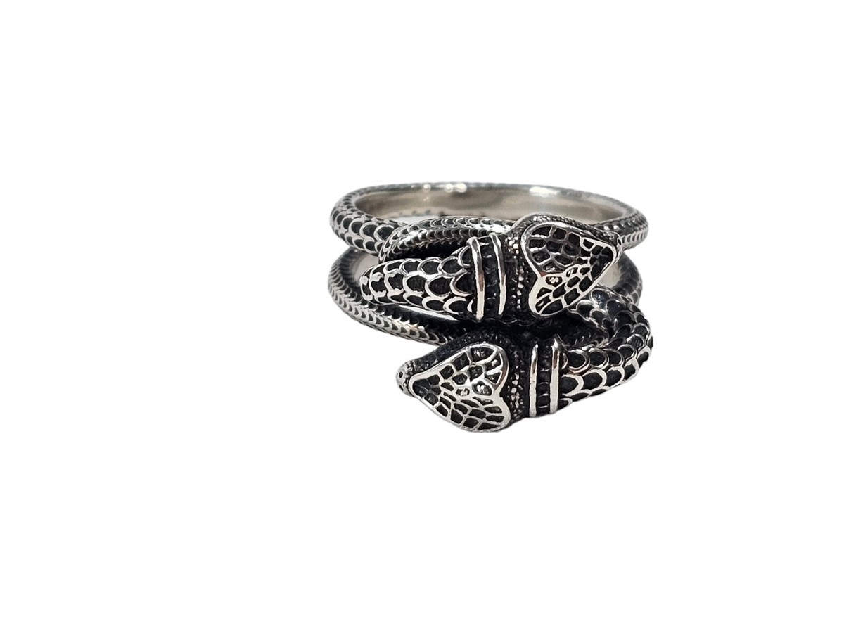 Gucci★素敵!Unisex Aged Silver Garden Snake Ring Gucci Unisex Aged Silver Garden Snake Ring IT 17 / US 8