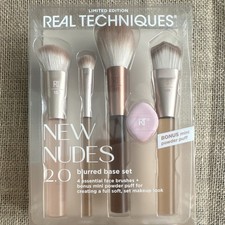 Real Techniques New Nudes 2.0 Blurred Base Se...