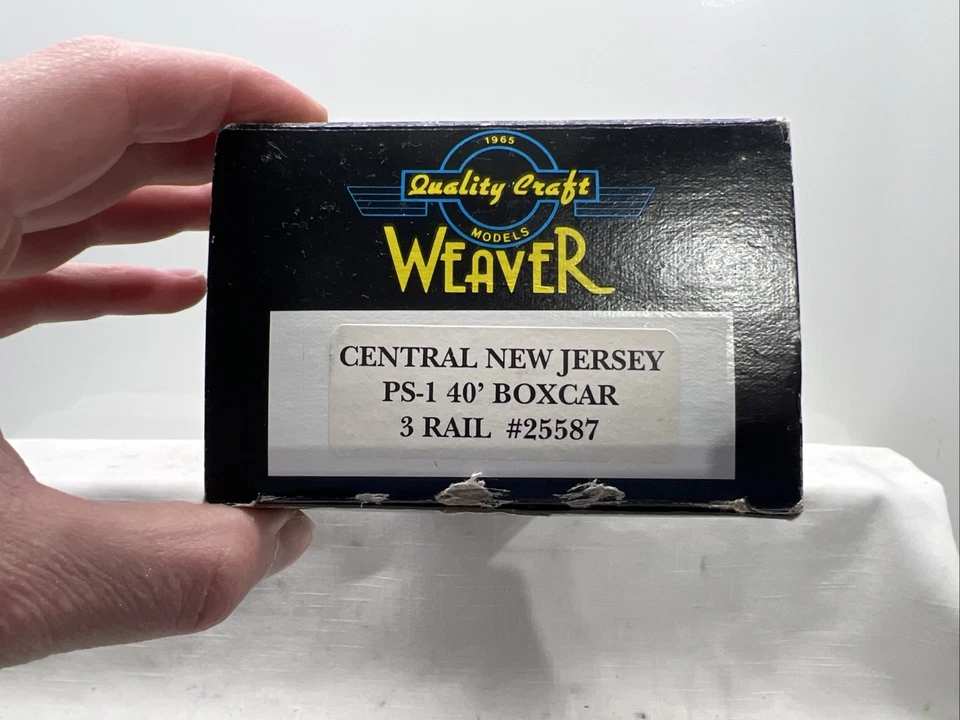 WEAVER O SCALE ULTRA LINE CNJ CENTRAL NEW JERSEY EXPRESS PS-1 BOX CAR 2 RAIL - Image 3 of 4