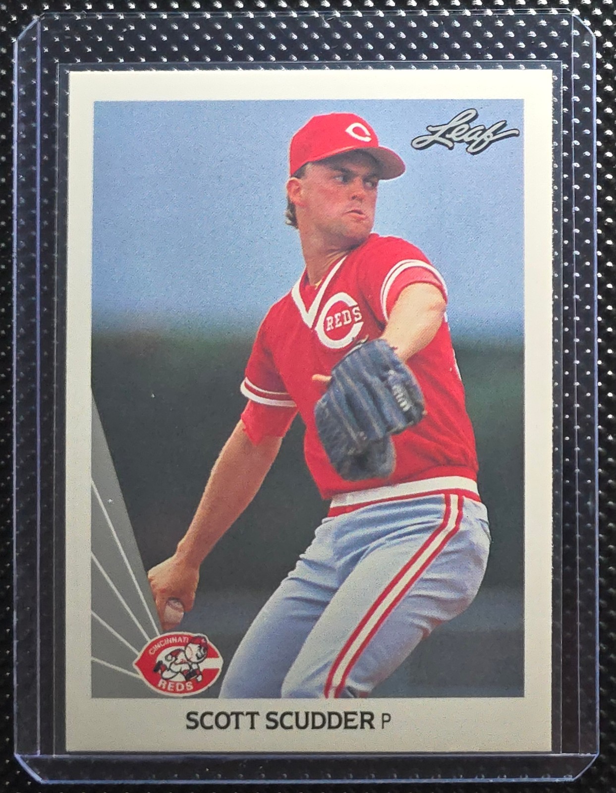 1991 Leaf Scott Scudder #413 Cincinnati Reds Pitcher