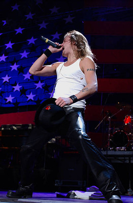 Kid Rock at Ramstein Air Base in Germany Saturday Dec 8 for United- Old Photo 5