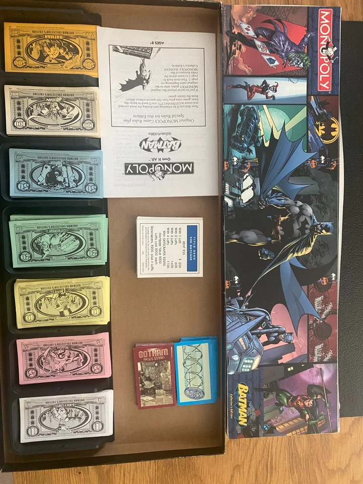 Juego de Mesa Monopoly Batman Edición Coleccionista 2005 (Falta fichas y dado) Foto 3 de 3