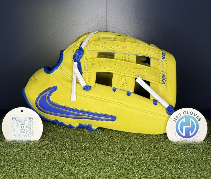 NIKE Vapor Elite Baseball Glove Ronald Acuna Jr 12.75 Yellow Blue New