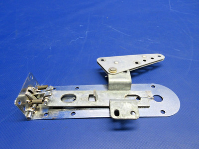 Beech 76 Duchess Inner Cabin Door Latch Plate RH P/N 105-420018-7 (0526-853)