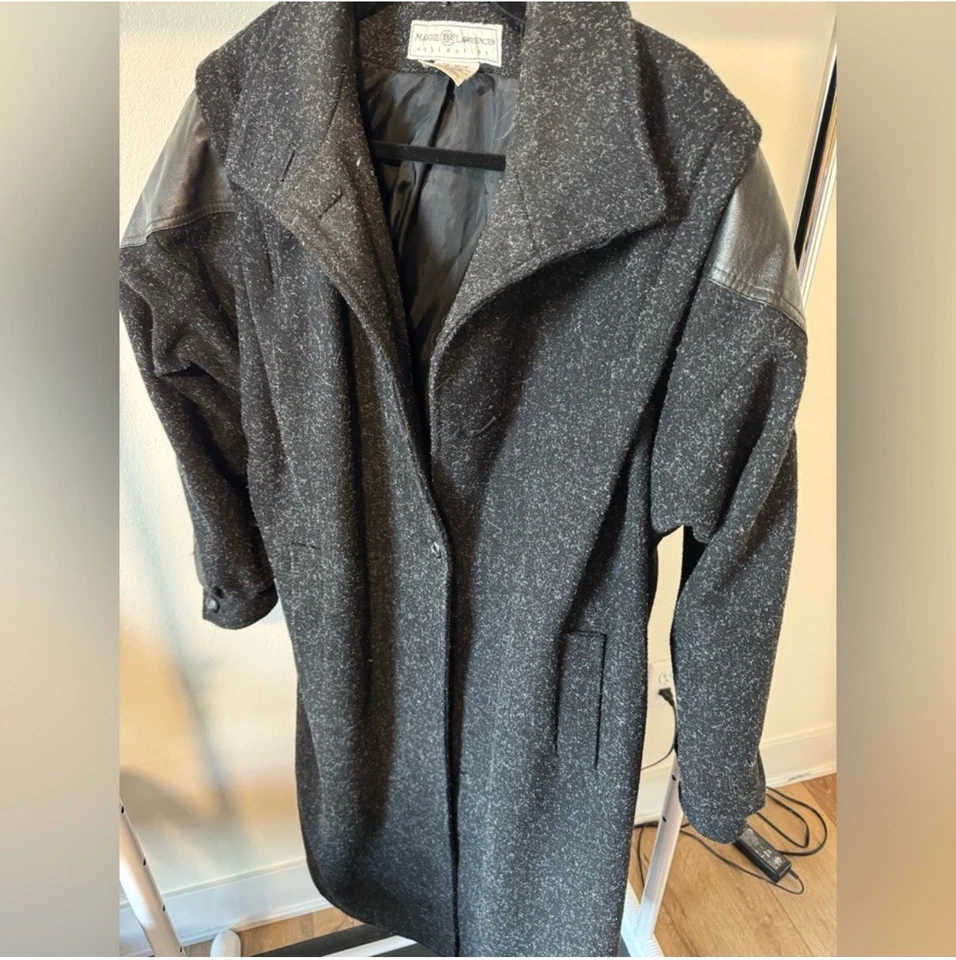 MAGGIE LAWRENCE WOOL COAT WOMENS SIZE 14/16 - Image 2 of 4