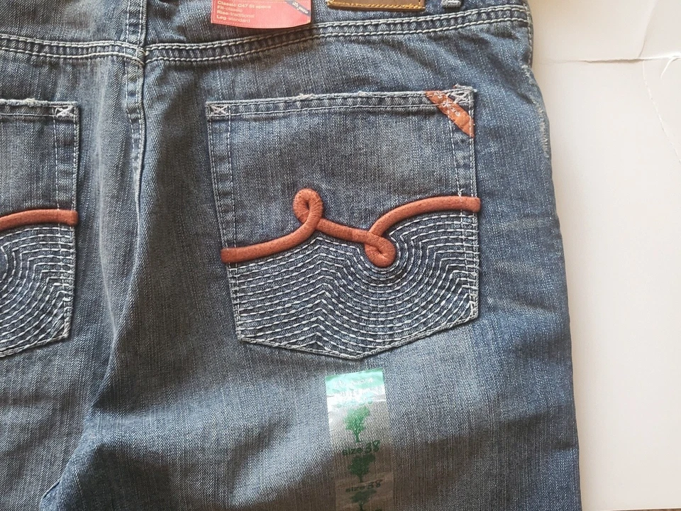 LRG 男式 XXL 糖头骨全拉链口袋夹克 XXL 衬衫和男式 38 码牛仔裤 — 第 4/4 张图片