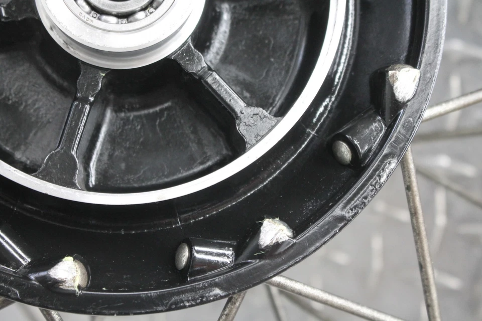 2015 KAWASAKI KLR650 TAKASAGO REAR WHEEL RIM J17M/CXMT2.50 - Image 4 of 4