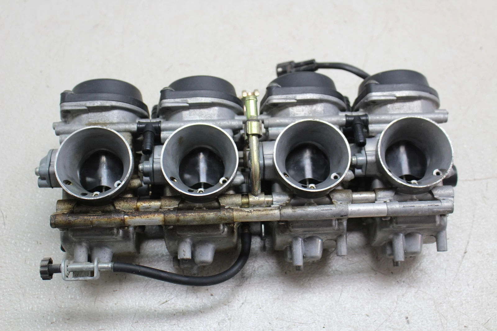2001-2005 Yamaha Fz1 Fzs1000 Carbs Carburetors