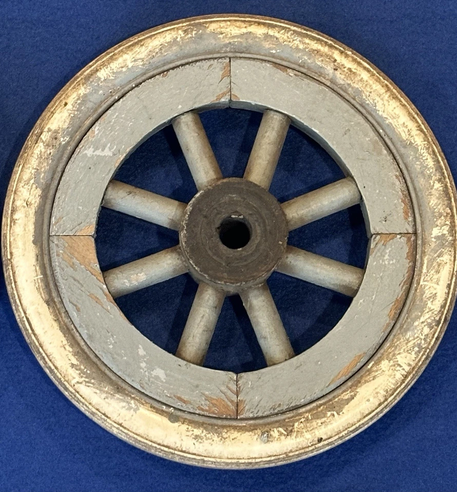 Старая ферма сарай найти примитивный старинный винтажный деревянная тележка вагон багги колеса - Изображение 4 из 4