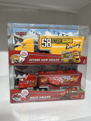 DISNEY PIXAR CARS OCTANE GAIN HAULER MACK HAULER