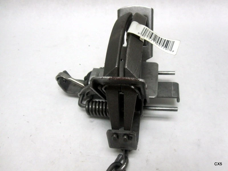 Duke Pro Series 550-OS Coyote Trap - Image 3 of 4