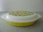 VINTAGE PYREX VERDE GREEN #29 1.5 QT DIVIDED CASSEROLE DISH WITH LID #945 C11