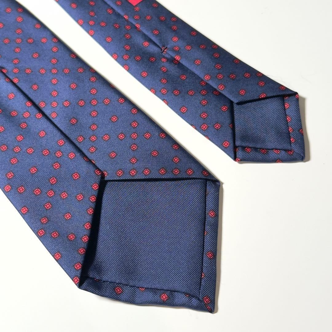 Excellent Condition HERMES  Small Pattern Navy Tie - image 4