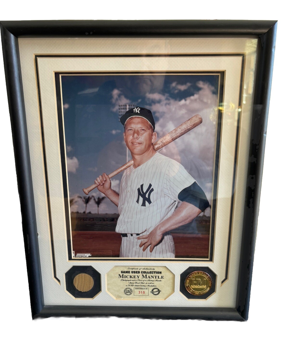NY Yankees Mickey Mantle Game Used Bat Highland Mint Plaque Limited Ed. 315/320