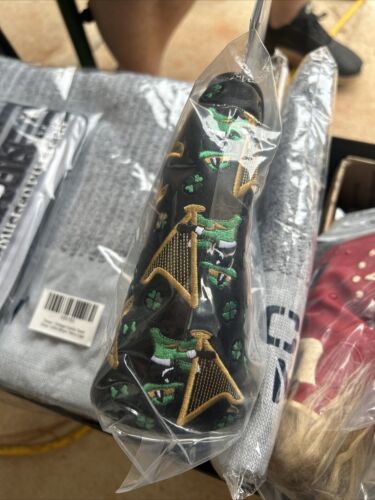 ✅🔥Scotty Cameron 2024 Blade Cover - St. Patrick's Day Dueling Harps - *IN HAND* - Picture 3 of 4