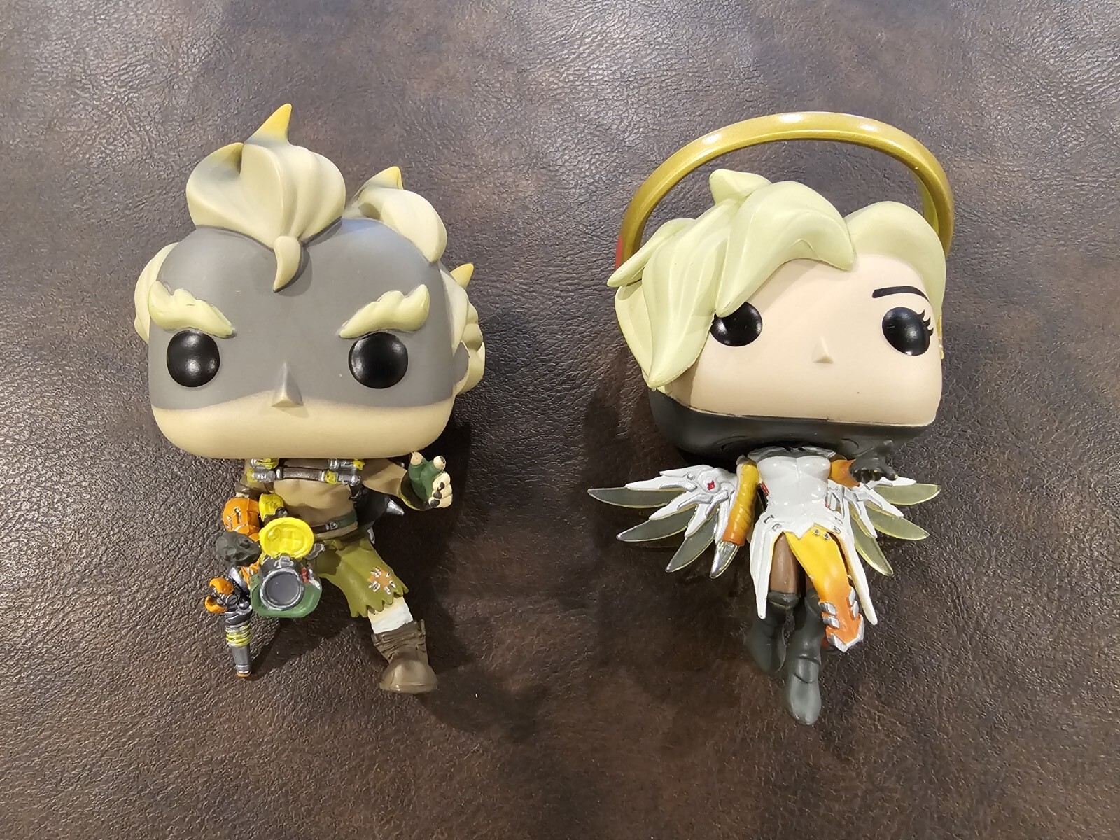 Funko Pop! Overwatch Mercy #304 &Amp; Junkrat #308 - Loose No Box (Broken Arm)