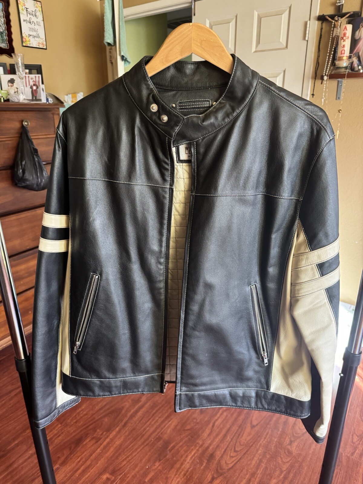 Picture 1 of 5