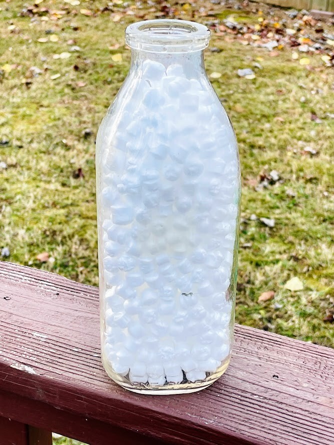 STRADER'S DAIRY Farm Milk Bottle 1951 GLASGOW KY HISEVILLE Kentucky