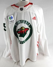 2022-24 Minnesota Wild Mason Shaw #15 Game Issued P Used White Practice Jersey 9