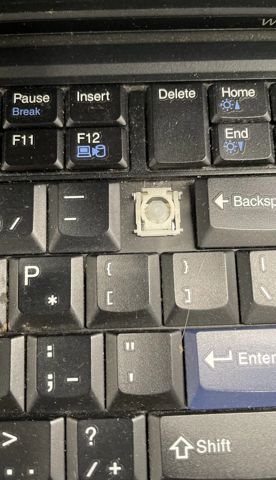 Portátil de almacenamiento Lenovo W520 ThinkPad Intel Core i7 8 GB RAM 130 GB para piezas Foto 2 de 4