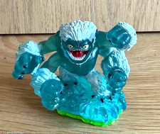 kylanders Trap Team FIST BUMP Earth Character Figure Activision;  bought @ �10
