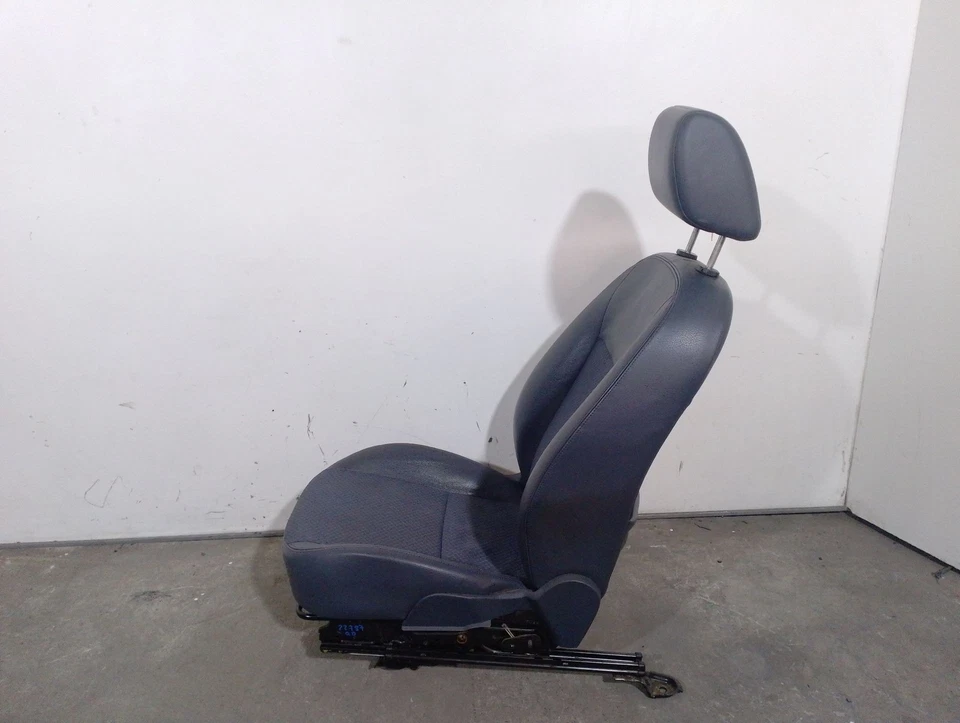 1426455 RECHTER VORDERSITZ / 1426455 / 5524739 FÜR FORD FOCUS BERLINA CAP 2.0 - Bild 4 von 4