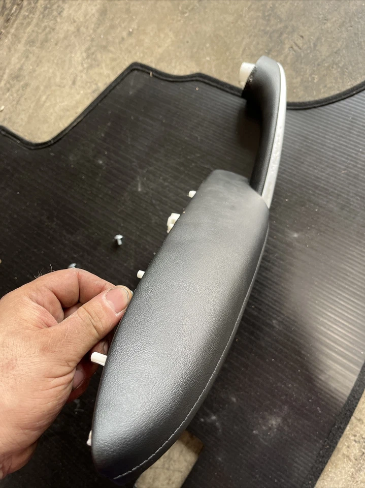 Infiniti G37 G37s 2008 2009-2013 cupé manija delantera izquierda panel puerta Foto 2 de 4