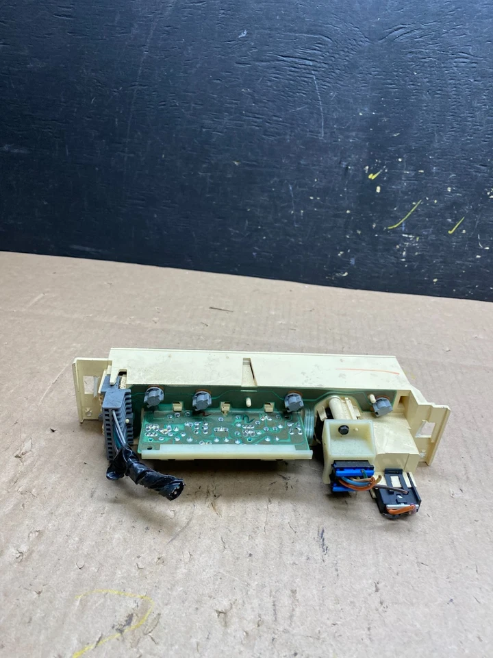 Chevrolet Suburban Tahoe 1996-1999 climatización aire acondicionado T4652 DG Foto 4 de 4