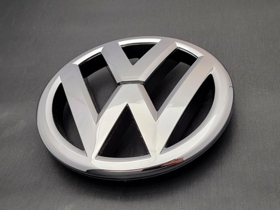 NUEVO para VW JETTA MK6 2011-2014 parachoques delantero rejilla cromo insignia emblema logotipo Foto 3 de 3