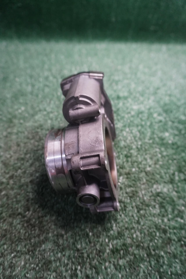 Chevrolet Camaro 2017 2018 2019 3,6 L carrocería del acelerador fabricante original 41 k millas 12671014 Foto 3 de 4